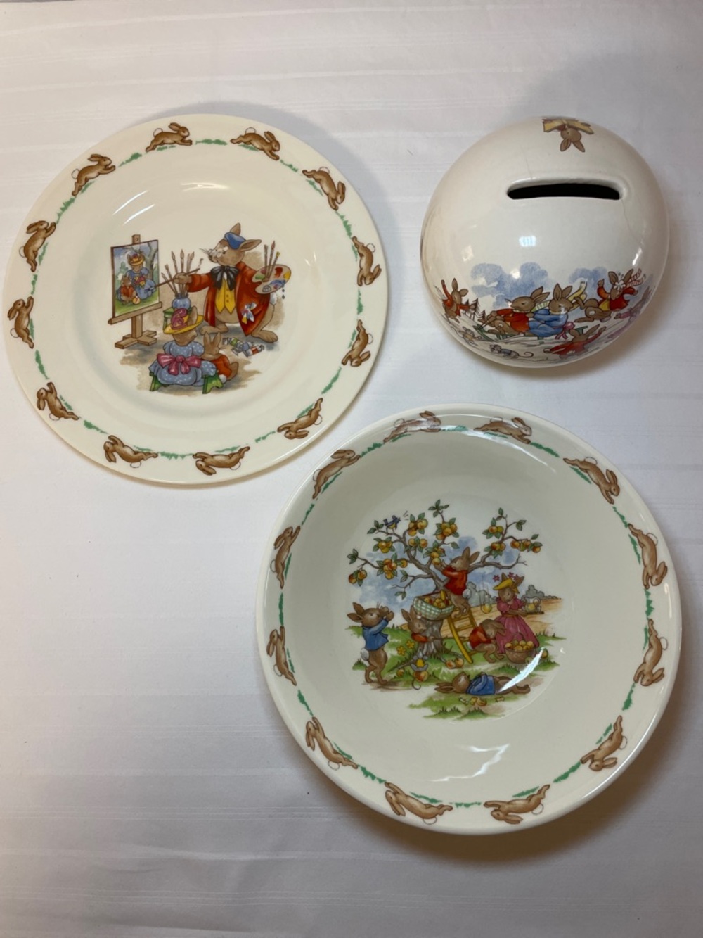 Royal Doulton fine English china Bunnykins mixed set of plate, bowl and bank